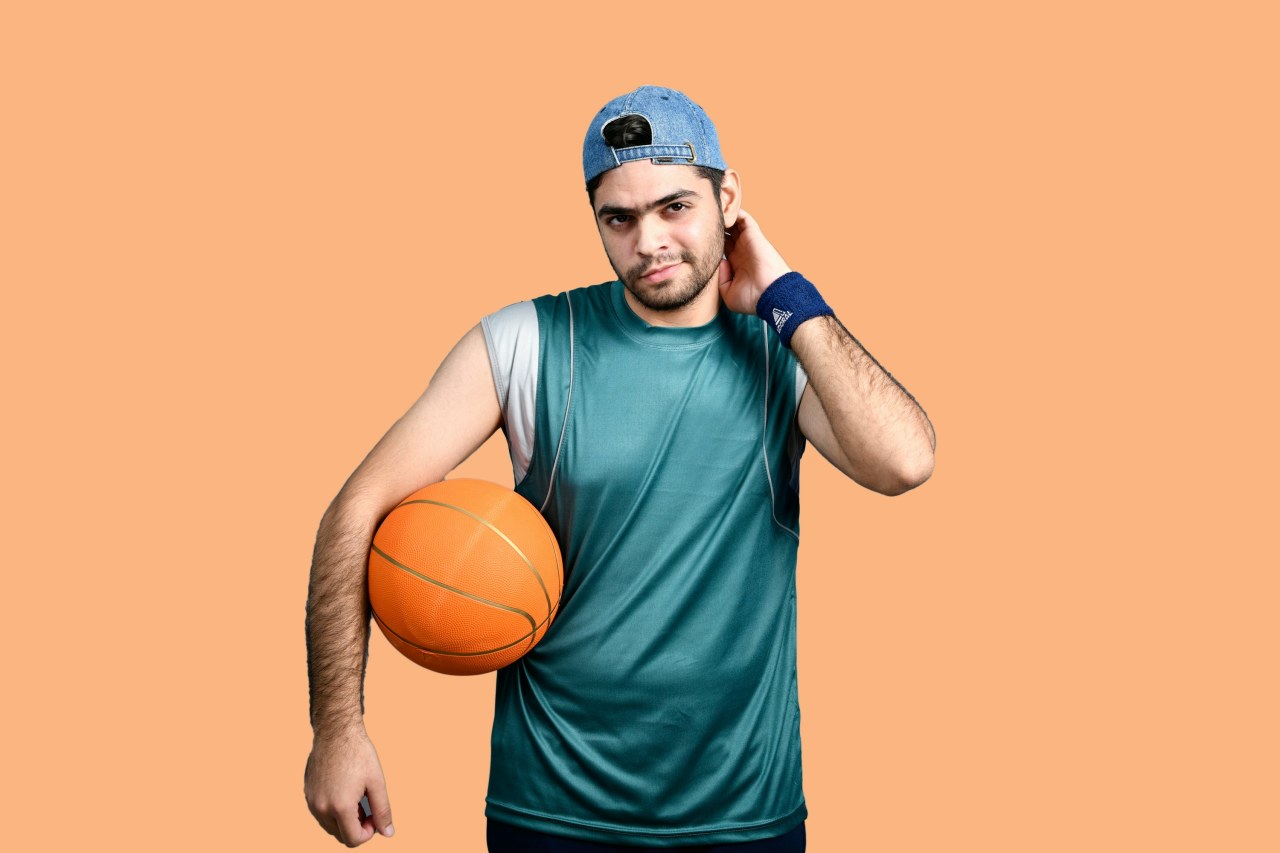 Как выбрать спортивную одежду для зимних тренировок: подробная инструкция 2025