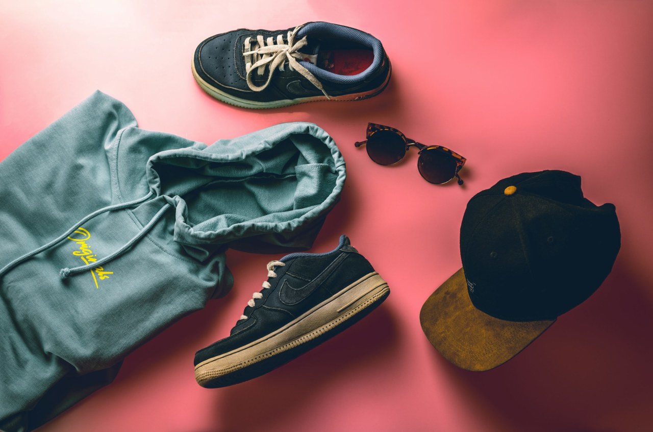 Как одеваться в зал женщине: модные и практичные варианты на 2025 год