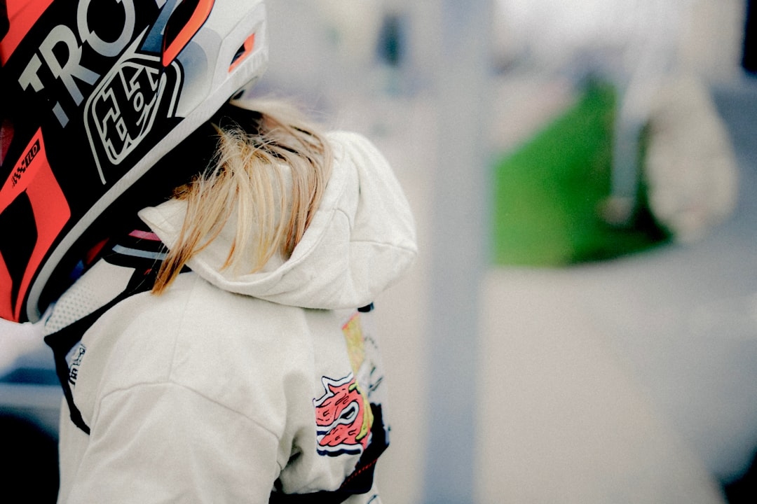 Инструкция: как правильно ухаживать за спортивной одеждой, чтобы продлить срок службы